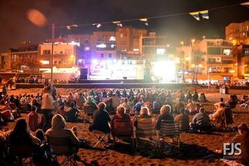 La joven Oneida Rodríguez gana el I Festival de la Canción de Melenara (Foto Francisco Javier Santana)